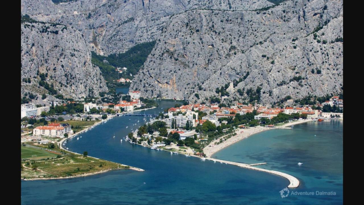 Apartments Iva und Franka Omiš Buitenkant foto