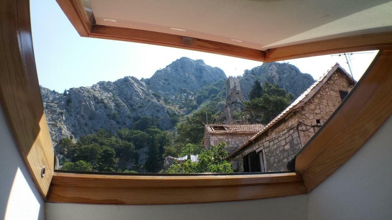Apartments Iva und Franka Omiš Buitenkant foto